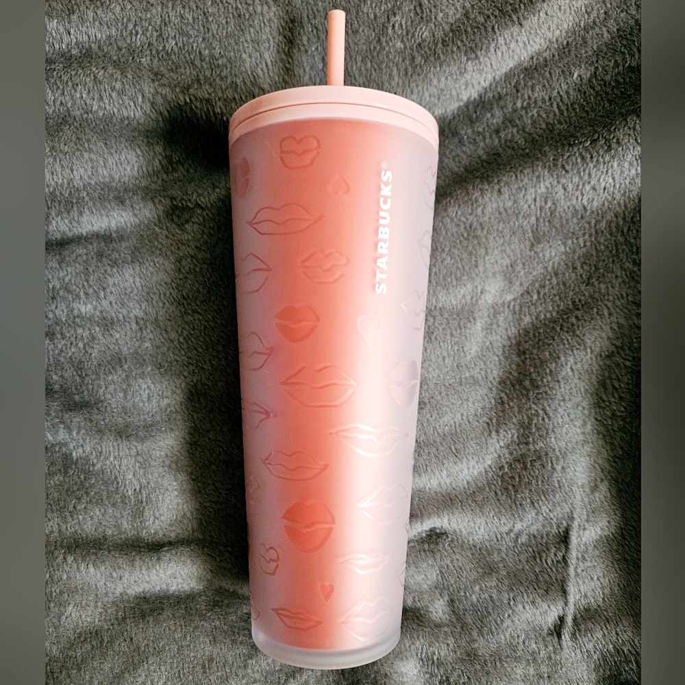 Starbucks 2021 Valentines lips Tumbler Frosted Ombré Rare
